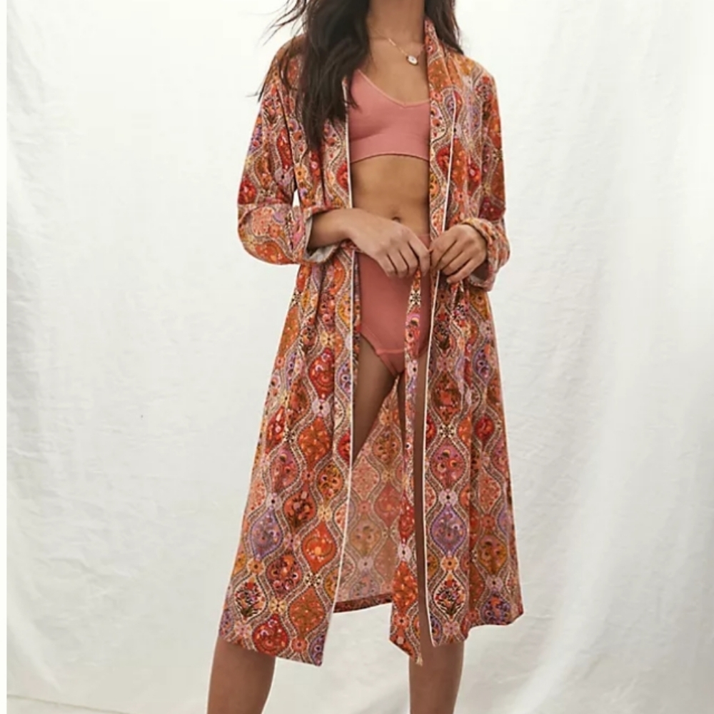 NWT Farm Rio Paisley Robe - Picture 4 of 4